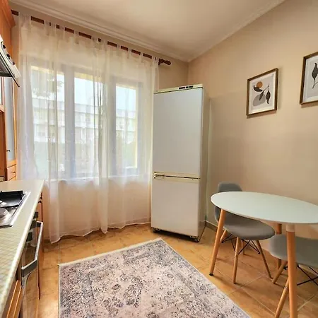 Colosseo Gemtirana W/24h Checkin Apartament *