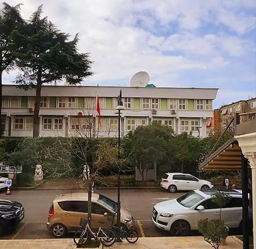 Colosseo Gemtirana W/24h Checkin Apartmán